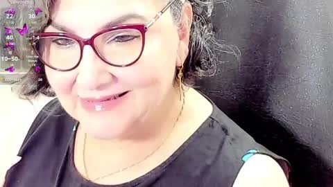 Snapshot of cataleya_mom_ chatting on 04/25/26, 03:53 cataleya online show from 04/25/26, 03:53