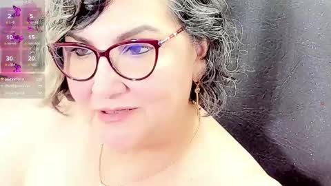 Snapshot of cataleya_mom_ chatting on 05/01/26, 03:00 cataleya online show from 05/01/26, 03:00