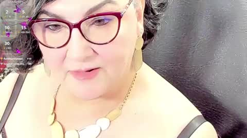 Snapshot of cataleya_mom_ chatting on 05/03/26, 01:22 cataleya online show from 05/03/26, 01:22