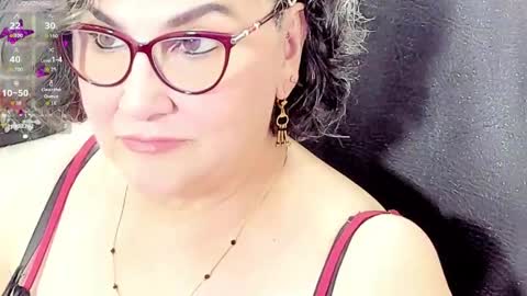 Snapshot of cataleya_mom_ chatting on 05/06/26, 04:08 cataleya online show from 05/06/26, 04:08