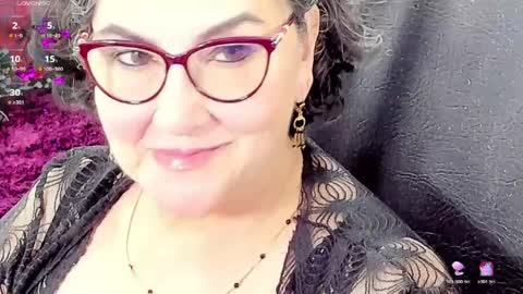 Snapshot of cataleya_mom_ chatting on 05/22/26, 04:08 cataleya online show from 05/22/26, 04:08