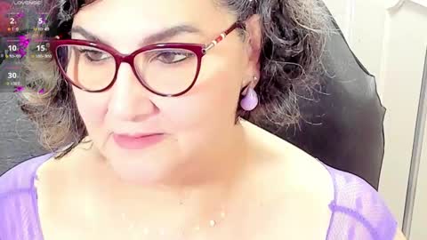 Snapshot of cataleya_mom_ chatting on 05/30/26, 08:06 cataleya online show from 05/30/26, 08:06
