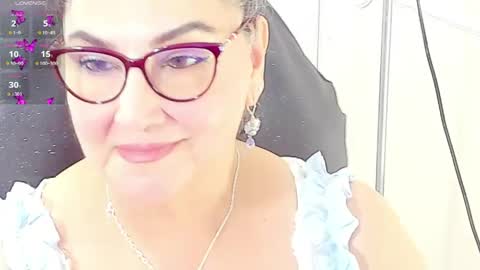 Snapshot of cataleya_mom_ chatting on 06/05/26, 09:59 cataleya online show from 06/05/26, 09:59