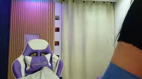 cataleyalove_ady online show from 11/10/25, 12:31