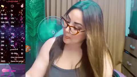 Snapshot of catalina3772516 chatting on 01/18/26, 12:03 catalina3772516 online show from 01/18/26, 12:03