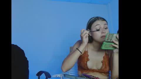Snapshot of catalina_ada chatting on 10/30/25, 11:27 catalina ada online show from 10/30/25, 11:27