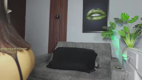 catalina_goddess online show from 04/17/26, 02:58