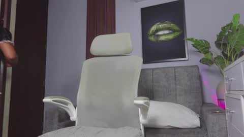 catalina_goddess online show from 06/20/26, 03:53