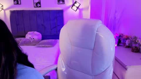 Catalina online show from 11/05/25, 03:06