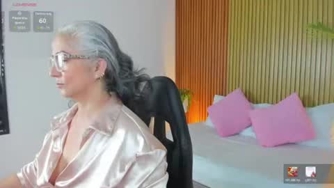 Snapshot of catalina_villan chatting on 07/18/26, 06:23 C A T A L I N A online show from 07/18/26, 06:23