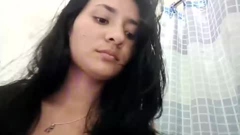 Snapshot of catalinahounn chatting on 02/01/25, 11:16 catalinahounn online show from 02/01/25, 11:16