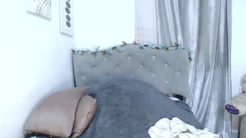 Snapshot of catalinakane chatting on 02/19/26, 10:28 Mariacatalinakane online show from 02/19/26, 10:28