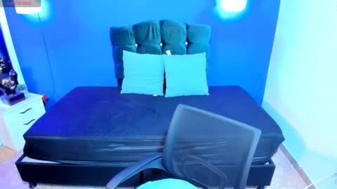  Mia   online show from 12/03/24, 03:09