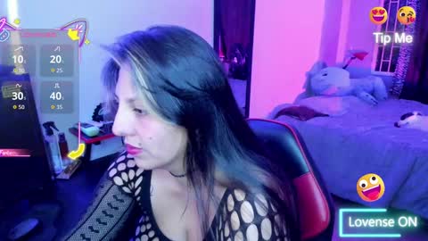  Mia   online show from 10/10/25, 04:55