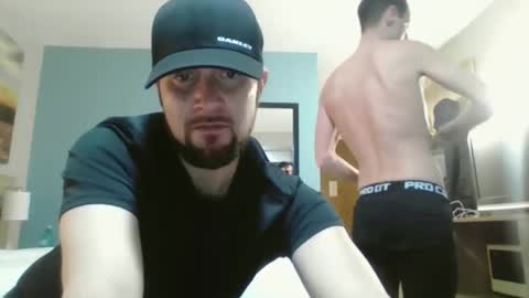 Snapshot of catch2020 chatting on 12/04/25, 03:16 CalebtheNakedPainter online show from 12/04/25, 03:16