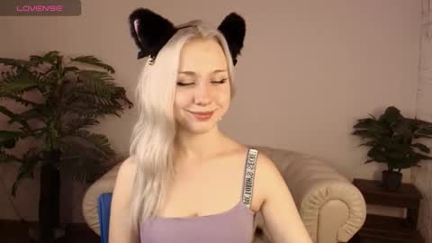 Anna  online show from 12/03/25, 02:08