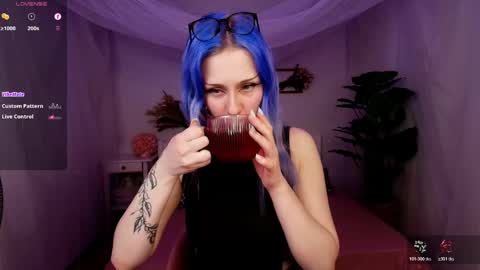 Anna  online show from 04/25/26, 01:41