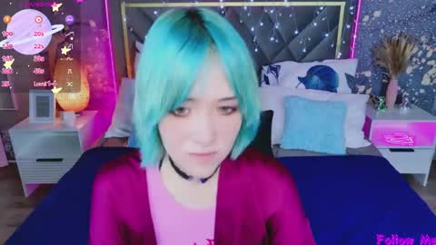 Snapshot of catharinejones chatting on 05/17/26, 05:16 KettieHi My name is Katie I love drawing and I can play the guitar. And love dancing online show from 05/17/26, 05:16