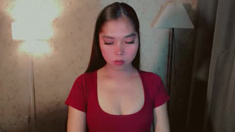 Snapshot of catherine_365 chatting on 10/27/25, 06:45 catherine_365 online show from 10/27/25, 06:45