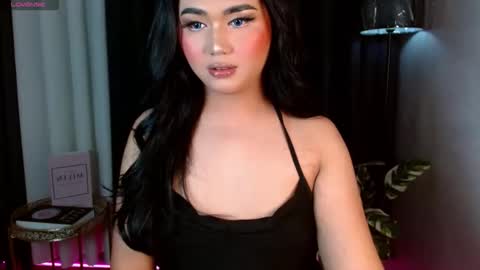 Snapshot of catherine_louise chatting on 09/20/25, 09:10 cath online show from 09/20/25, 09:10