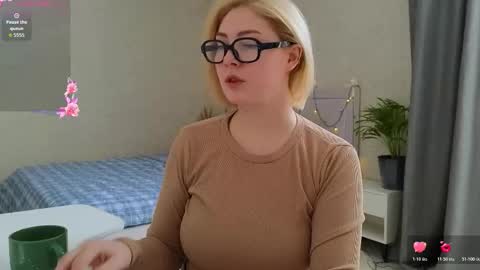 Snapshot of catherine_river chatting on 02/19/26, 06:53 Catherine online show from 02/19/26, 06:53