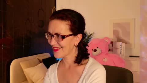 Snapshot of catherine_wisp chatting on 03/18/26, 01:58 Catherine online show from 03/18/26, 01:58