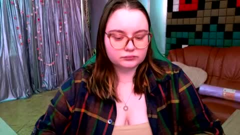 Snapshot of catherineclaire chatting on 05/08/26, 05:07 catherineclaire online show from 05/08/26, 05:07