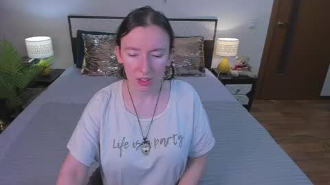 Catrin online show from 05/11/26, 03:23