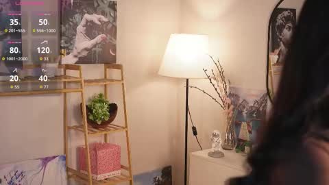 Lee online show from 09/19/25, 04:07