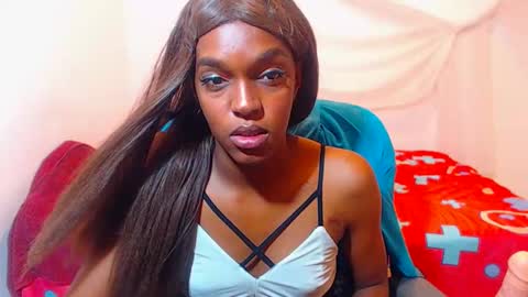 cathi_nahomi online show from 10/24/25, 11:01