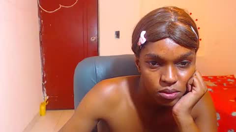 cathi_nahomi online show from 12/05/25, 01:58