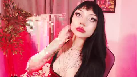 Snapshot of cati_petite chatting on 04/15/26, 03:57 Cati help me reach my goal of 100 thumbs up again 3 online show from 04/15/26, 03:57