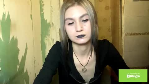 Lola online show from 11/07/25, 09:15