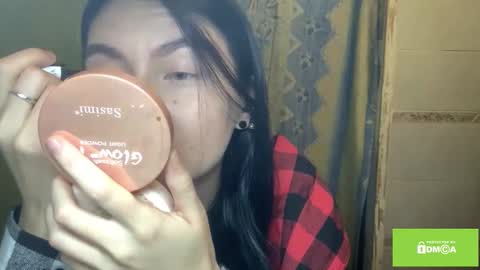 Lola online show from 11/28/25, 09:17