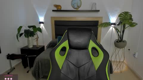 Juliana online show from 03/08/25, 03:06