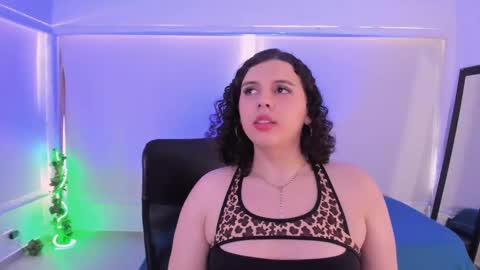 Catleya  online show from 09/09/25, 08:19