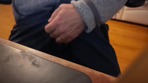 Snapshot of catmandoo21001 chatting on 02/20/26, 10:43 catmandoo21001 online show from 02/20/26, 10:43