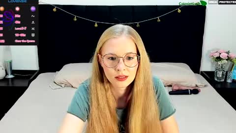 Snapshot of catmintlush chatting on 04/19/26, 11:29 CatmintLush online show from 04/19/26, 11:29