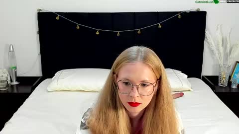 CatmintLush online show from 06/24/26, 11:37