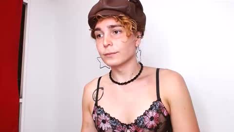 Snapshot of catnessa_ chatting on 03/07/26, 02:08 Catalina Restrepo online show from 03/07/26, 02:08