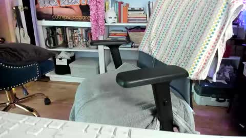 some call me djcatnips some call me CC but i love it when you call me miss catnips  online show from 06/02/26, 05:37