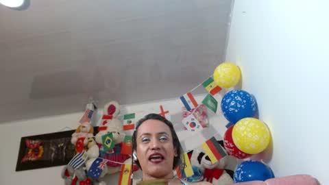 Snapshot of catrina_chan chatting on 06/14/26, 01:36 catrina_chan online show from 06/14/26, 01:36