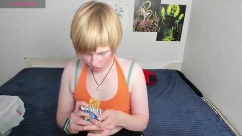 cattie_w_ online show from 11/18/25, 02:06