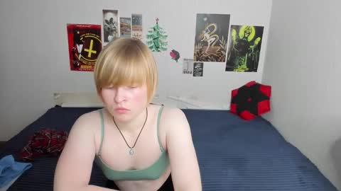 cattie_w_ online show from 03/28/26, 01:16