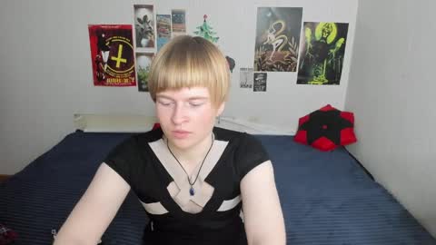 cattie_w_ online show from 04/08/26, 01:27