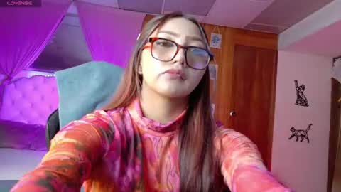 Cattleya online show from 07/23/26, 03:15
