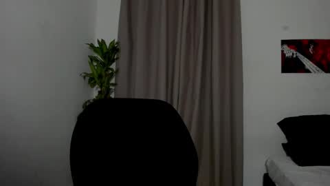 Snapshot of catty_noir1 chatting on 01/12/26, 11:32 Catty online show from 01/12/26, 11:32