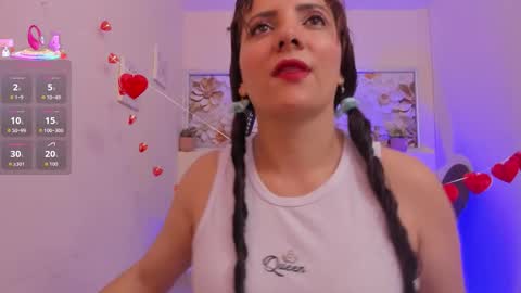 caty online show from 09/09/25, 10:04