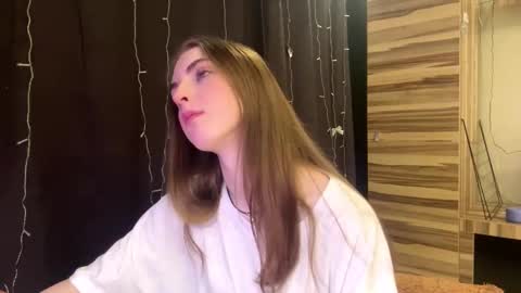 Polly online show from 03/03/26, 08:09