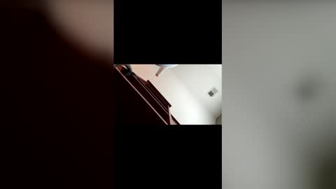 Snapshot of cazador597 chatting on 04/06/26, 12:17 cazador597 online show from 04/06/26, 12:17